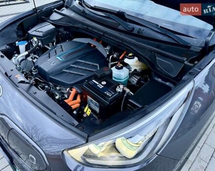 Киа Niro 2021 в Бердичеве на Automoto.ua Серый Киа Niro, объемом двигателя 0 л и пробегом 82 тыс. км за 19250 $, фото 108 на Automoto.ua