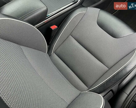 Серый Киа Niro, объемом двигателя 0 л и пробегом 107 тыс. км за 20903 $, фото 42 на Automoto.ua