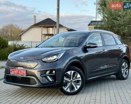 Киа Niro 2021 в Бердичеве на Automoto.ua Серый Киа Niro, объемом двигателя 0 л и пробегом 82 тыс. км за 19250 $, фото 7 на Automoto.ua