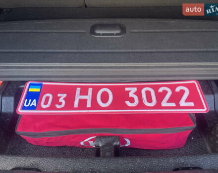 Сірий Кіа Niro, об'ємом двигуна 0 л та пробігом 140 тис. км за 18500 $, фото 12 на Automoto.ua