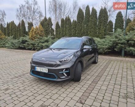 Серый Киа Niro, объемом двигателя 0 л и пробегом 79 тыс. км за 20450 $, фото 1 на Automoto.ua
