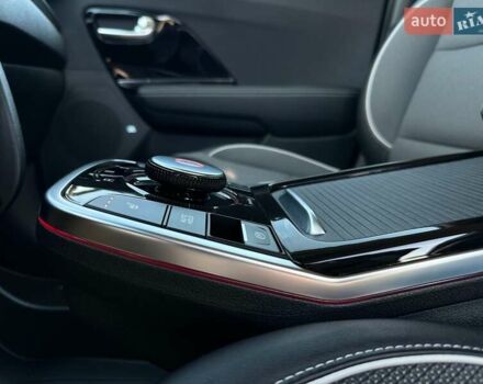 Сірий Кіа Niro, об'ємом двигуна 0 л та пробігом 37 тис. км за 24600 $, фото 13 на Automoto.ua