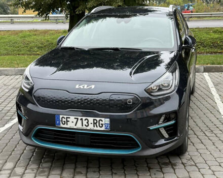Серый Киа Niro, объемом двигателя 0 л и пробегом 93 тыс. км за 21500 $, фото 5 на Automoto.ua