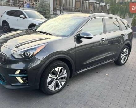 Сірий Кіа Niro, об'ємом двигуна 0 л та пробігом 171 тис. км за 21500 $, фото 4 на Automoto.ua