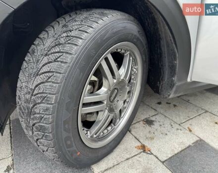 Сірий Кіа Niro, об'ємом двигуна 0 л та пробігом 101 тис. км за 19300 $, фото 35 на Automoto.ua