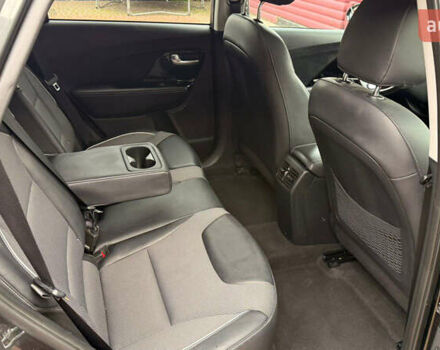Серый Киа Niro, объемом двигателя 0 л и пробегом 88 тыс. км за 19700 $, фото 24 на Automoto.ua