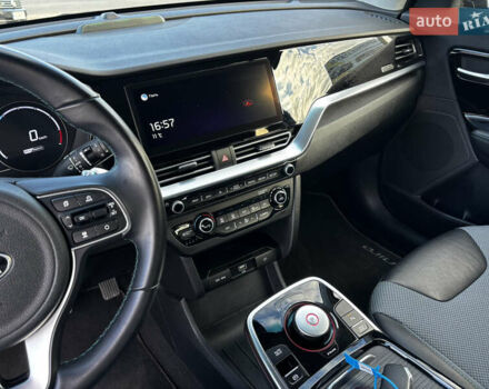 Сірий Кіа Niro, об'ємом двигуна 0 л та пробігом 50 тис. км за 19999 $, фото 19 на Automoto.ua