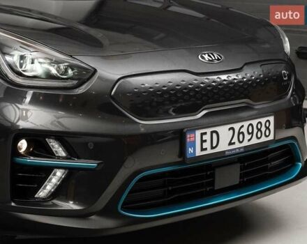 Сірий Кіа Niro, об'ємом двигуна 0 л та пробігом 77 тис. км за 14950 $, фото 4 на Automoto.ua