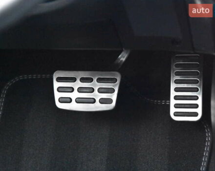 Серый Киа Niro, объемом двигателя 0 л и пробегом 47 тыс. км за 23890 $, фото 13 на Automoto.ua