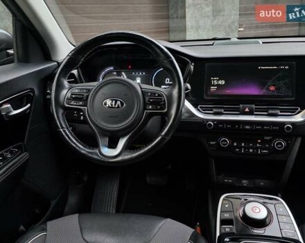 Серый Киа Niro, объемом двигателя 0 л и пробегом 153 тыс. км за 17950 $, фото 29 на Automoto.ua