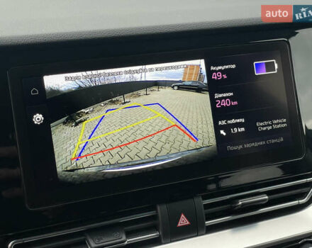 Сірий Кіа Niro, об'ємом двигуна 0 л та пробігом 52 тис. км за 22999 $, фото 57 на Automoto.ua