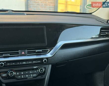 Серый Киа Niro, объемом двигателя 0 л и пробегом 139 тыс. км за 17999 $, фото 51 на Automoto.ua