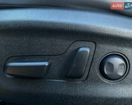 Серый Киа Niro, объемом двигателя 0 л и пробегом 54 тыс. км за 23900 $, фото 38 на Automoto.ua