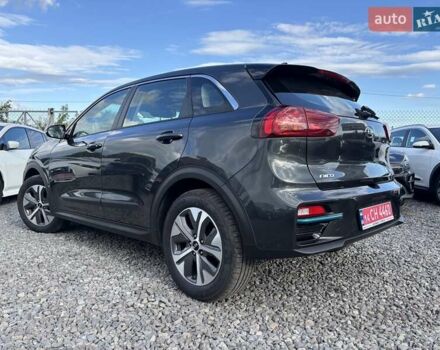 Серый Киа Niro, объемом двигателя 0 л и пробегом 52 тыс. км за 20750 $, фото 9 на Automoto.ua