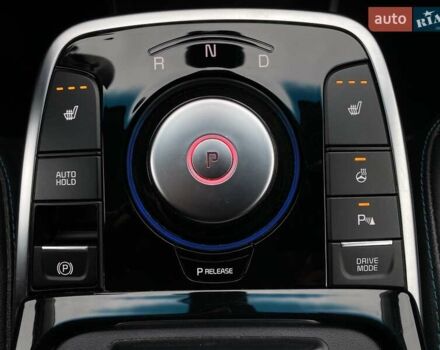 Сірий Кіа Niro, об'ємом двигуна 0 л та пробігом 86 тис. км за 23400 $, фото 11 на Automoto.ua