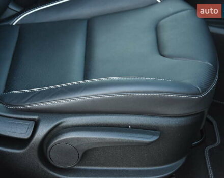 Серый Киа Niro, объемом двигателя 0 л и пробегом 23 тыс. км за 24590 $, фото 20 на Automoto.ua