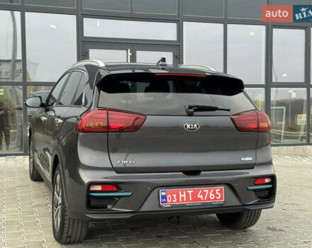 Серый Киа Niro, объемом двигателя 0 л и пробегом 147 тыс. км за 18450 $, фото 18 на Automoto.ua