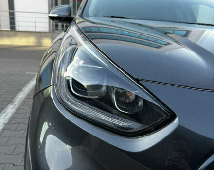 Серый Киа Niro, объемом двигателя 0 л и пробегом 86 тыс. км за 23400 $, фото 87 на Automoto.ua