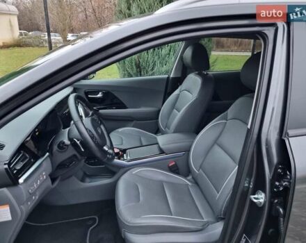 Серый Киа Niro, объемом двигателя 0 л и пробегом 42 тыс. км за 22850 $, фото 18 на Automoto.ua