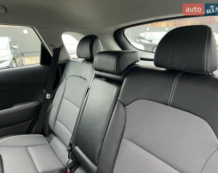 Серый Киа Niro, объемом двигателя 0 л и пробегом 107 тыс. км за 20903 $, фото 28 на Automoto.ua