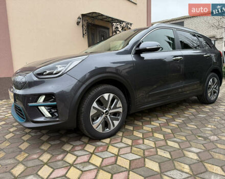 Сірий Кіа Niro, об'ємом двигуна 0 л та пробігом 50 тис. км за 22300 $, фото 11 на Automoto.ua