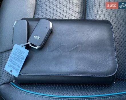 Серый Киа Niro, объемом двигателя 0 л и пробегом 66 тыс. км за 24200 $, фото 40 на Automoto.ua