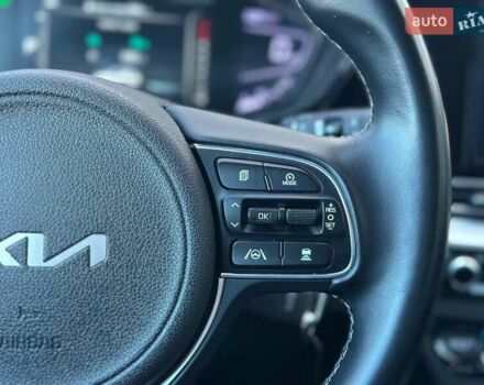 Серый Киа Niro, объемом двигателя 1.6 л и пробегом 57 тыс. км за 24900 $, фото 35 на Automoto.ua