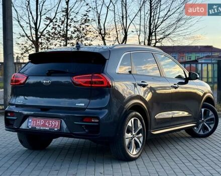 Киа Niro 2021 в Бердичеве на Automoto.ua Серый Киа Niro, объемом двигателя 0 л и пробегом 82 тыс. км за 19250 $, фото 16 на Automoto.ua