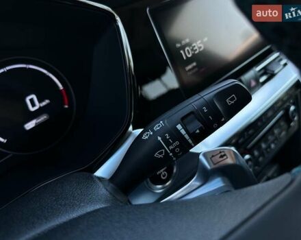 Серый Киа Niro, объемом двигателя 0 л и пробегом 97 тыс. км за 22200 $, фото 43 на Automoto.ua