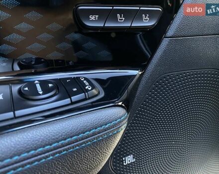 Серый Киа Niro, объемом двигателя 0 л и пробегом 67 тыс. км за 23400 $, фото 34 на Automoto.ua