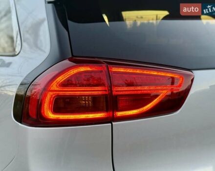 Киа Niro 2021 в Бердичеве на Automoto.ua Серый Киа Niro, объемом двигателя 0 л и пробегом 70 тыс. км за 21350 $, фото 39 на Automoto.ua