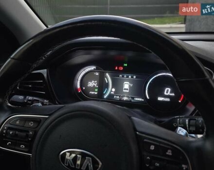 Сірий Кіа Niro, об'ємом двигуна 0 л та пробігом 136 тис. км за 18899 $, фото 36 на Automoto.ua