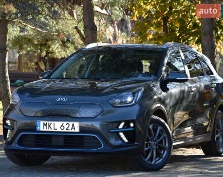 Сірий Кіа Niro, об'ємом двигуна 0 л та пробігом 99 тис. км за 22880 $, фото 1 на Automoto.ua