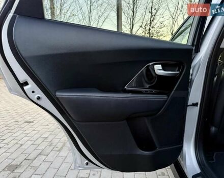 Киа Niro 2021 в Бердичеве на Automoto.ua Серый Киа Niro, объемом двигателя 0 л и пробегом 70 тыс. км за 21350 $, фото 93 на Automoto.ua