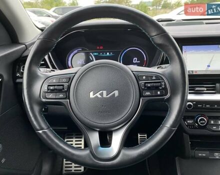 Сірий Кіа Niro, об'ємом двигуна 0 л та пробігом 86 тис. км за 23400 $, фото 35 на Automoto.ua
