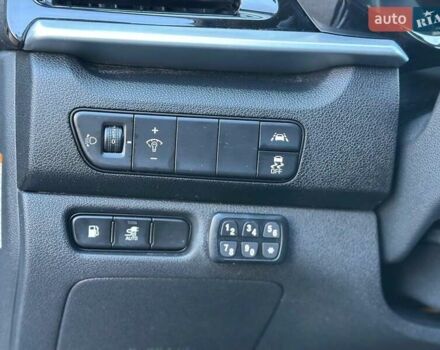 Серый Киа Niro, объемом двигателя 1.6 л и пробегом 57 тыс. км за 24900 $, фото 24 на Automoto.ua