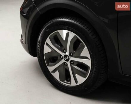 Сірий Кіа Niro, об'ємом двигуна 0 л та пробігом 77 тис. км за 14950 $, фото 8 на Automoto.ua