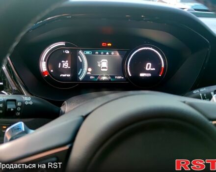 Серый Киа Niro, объемом двигателя 0 л и пробегом 72 тыс. км за 22000 $, фото 6 на Automoto.ua