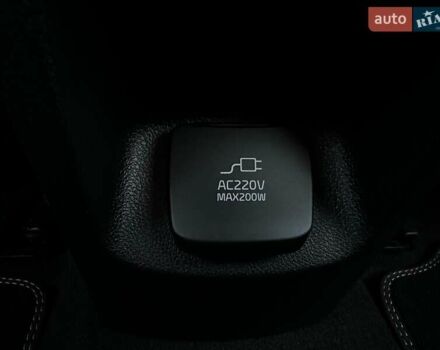 Сірий Кіа Niro, об'ємом двигуна 0 л та пробігом 37 тис. км за 24600 $, фото 5 на Automoto.ua