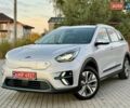 Киа Niro 2021 в Бердичеве на Automoto.ua Серый Киа Niro, объемом двигателя 0 л и пробегом 70 тыс. км за 21350 $, фото 3 на Automoto.ua