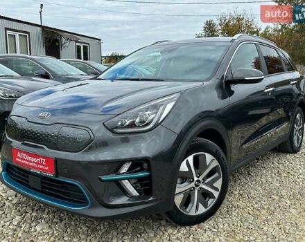 Серый Киа Niro, объемом двигателя 0 л и пробегом 62 тыс. км за 24600 $, фото 20 на Automoto.ua
