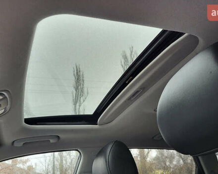 Сірий Кіа Niro, об'ємом двигуна 0 л та пробігом 106 тис. км за 20950 $, фото 11 на Automoto.ua