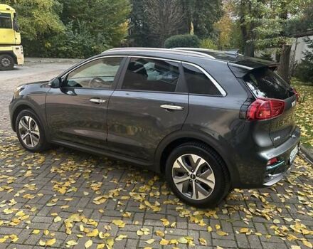 Киа Niro 2021 в Львове на Automoto.ua Серый Киа Niro, объемом двигателя 0 л и пробегом 76 тыс. км за 22700 $, фото 8 на Automoto.ua