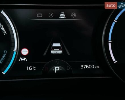 Сірий Кіа Niro, об'ємом двигуна 0 л та пробігом 37 тис. км за 23600 $, фото 52 на Automoto.ua