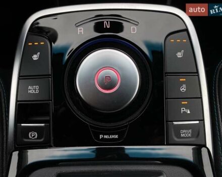 Серый Киа Niro, объемом двигателя 0 л и пробегом 86 тыс. км за 24400 $, фото 11 на Automoto.ua