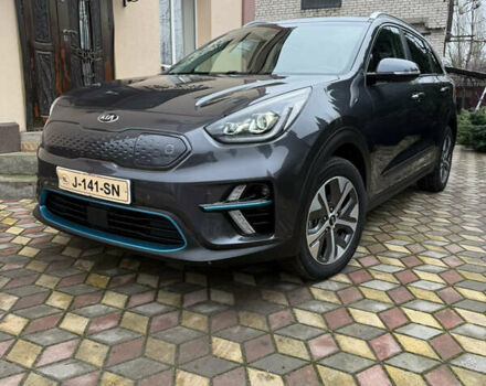 Сірий Кіа Niro, об'ємом двигуна 0 л та пробігом 50 тис. км за 22300 $, фото 1 на Automoto.ua