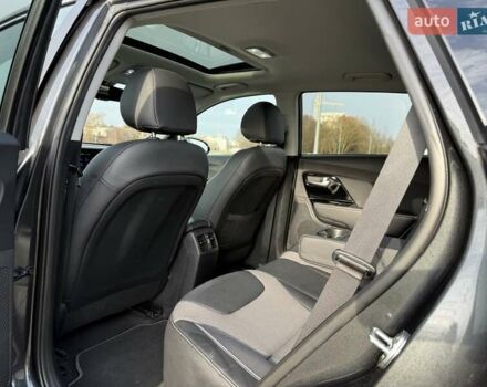 Сірий Кіа Niro, об'ємом двигуна 0 л та пробігом 88 тис. км за 21700 $, фото 29 на Automoto.ua