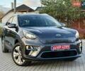 Киа Niro 2021 в Бердичеве на Automoto.ua Серый Киа Niro, объемом двигателя 0 л и пробегом 82 тыс. км за 19250 $, фото 3 на Automoto.ua