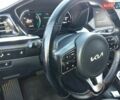Серый Киа Niro, объемом двигателя 0 л и пробегом 69 тыс. км за 20300 $, фото 5 на Automoto.ua