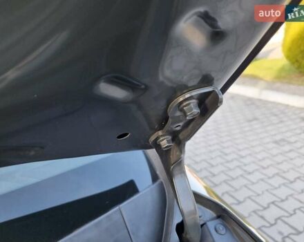 Серый Киа Niro, объемом двигателя 0 л и пробегом 121 тыс. км за 18750 $, фото 39 на Automoto.ua